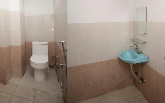 OYO 237 Hotel S Galaxy