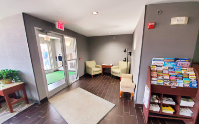 Americas Best Value Inn & Suites Racine