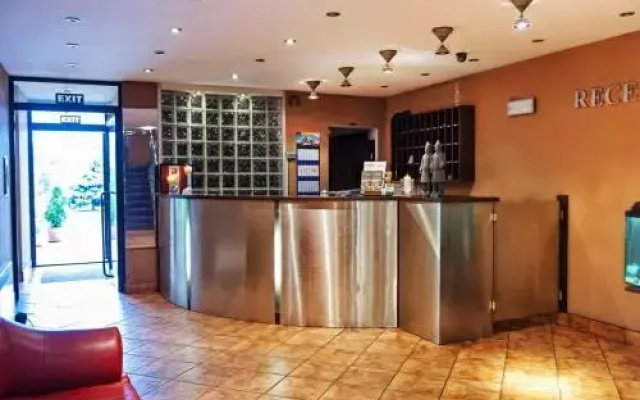 Hotel Laguna