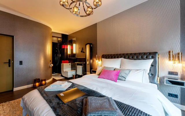 Humboldt1 Palais-Hotel & Bar
