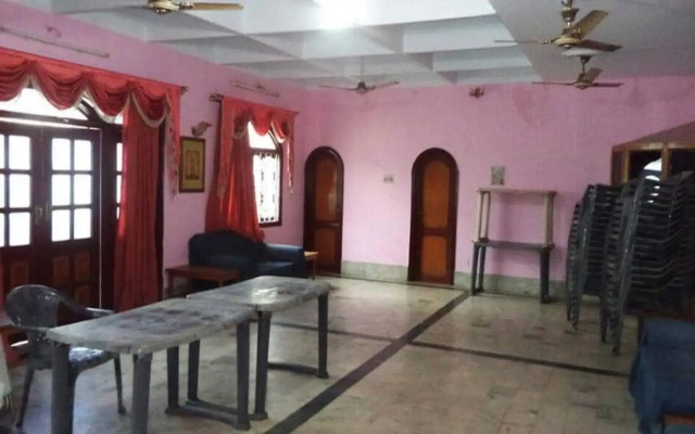 Hotel Mansarovar