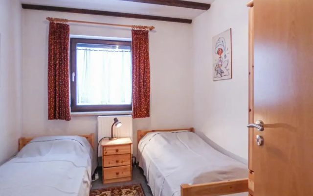 Beautiful Apartment in Arrach With 2 Bedrooms and Wifi