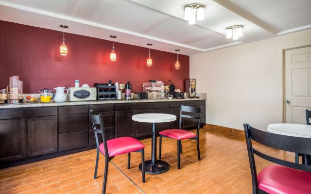 Red Roof Inn Caryville