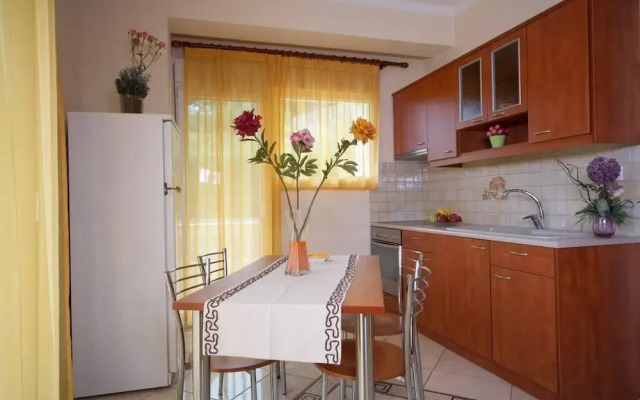 The Garden Near The Beach -Jacuzzi - BBQ