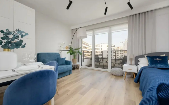 Komputerowa Studio Warsaw by Renters