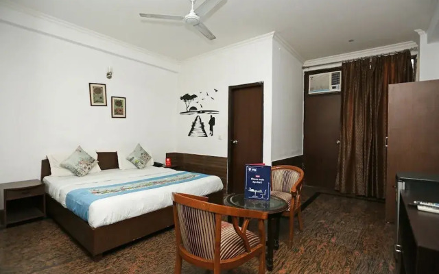OYO 474 Hotel VM Residency