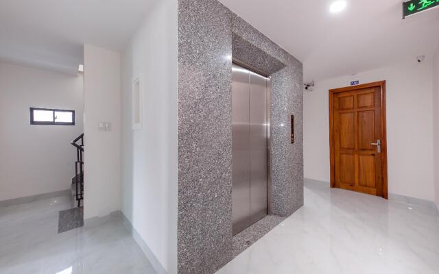 OYO 942 Cuong Hai Apartment