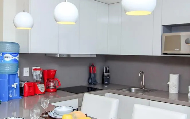 Penthouse A-Nah by Stella Rentals