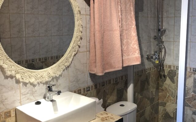 Magellanicus Rustic Suites