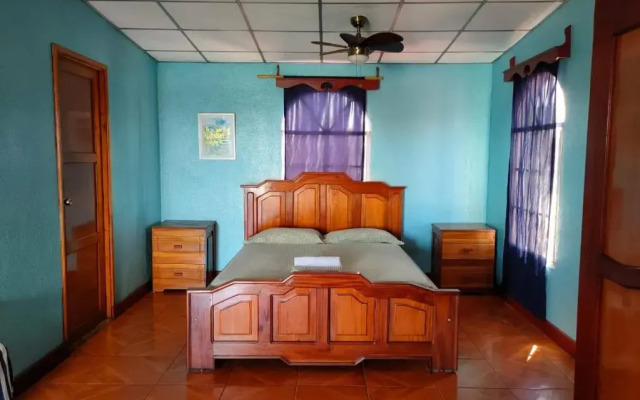 Casa Robles - Room close to Airport #2