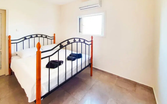 Charming 3bdr apt with sea view B5