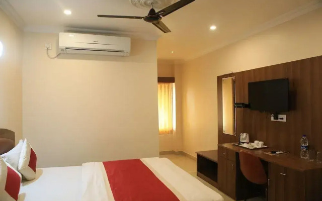 Hotel Kumud Plaza