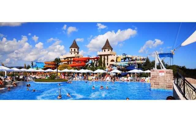 Aqua Paradise Resort & Aqua Park