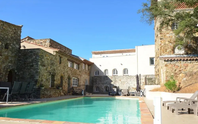 Modern House With Terrace, Near the Popular St. Maxime