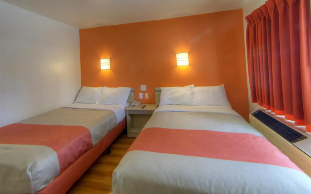 Motel 6 Orlando, FL - Winter Park