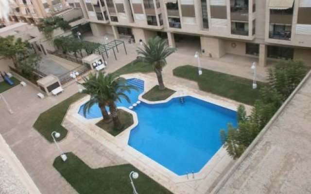 Rooms in Apartment Gran Via with Pool