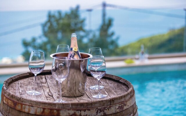 Beautiful Home in Matulji With Wifi and 3 Bedrooms