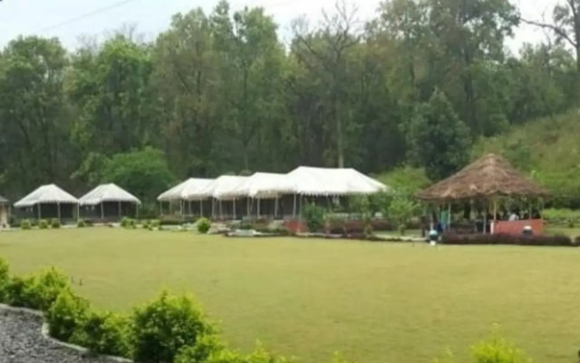 Derra Camp & Resort