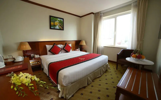 Sunny Hotel