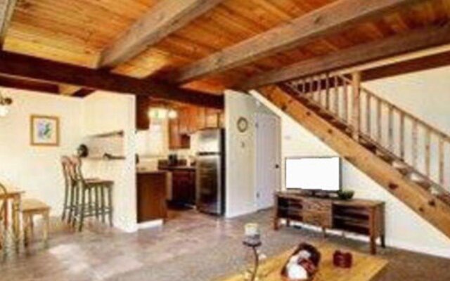 Lodge Pole Pine Cabin by RedAwning