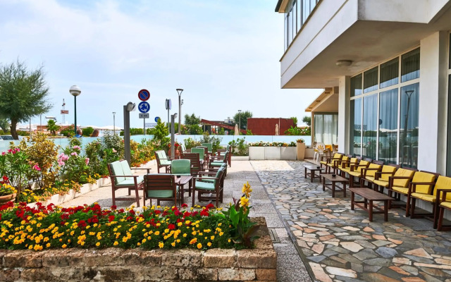 Hotel Caesar (Bed and Breakfast)