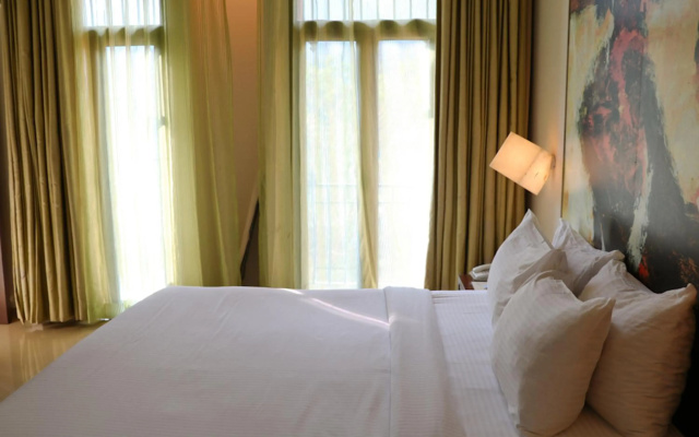 The Waterfront Shaw – Guest Rooms – Lavasa