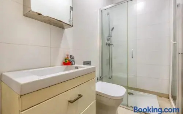 Floriana Suite-hosted by Sweetstay