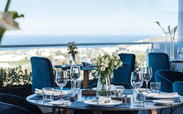 Aressana Spa Hotel and Suites