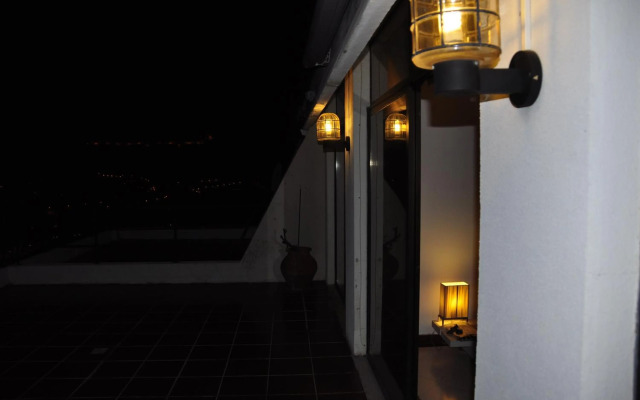 Sea View Apartment Sesimbra- Apartamento Vista Mar