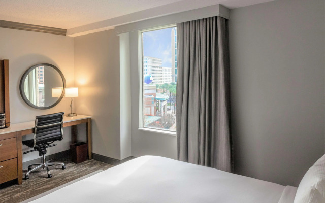DoubleTree by Hilton New Orleans