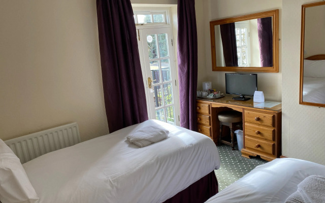 Victoria Hotel Menai Bridge