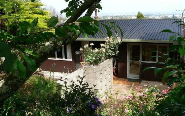 Mount Hobson Apartments