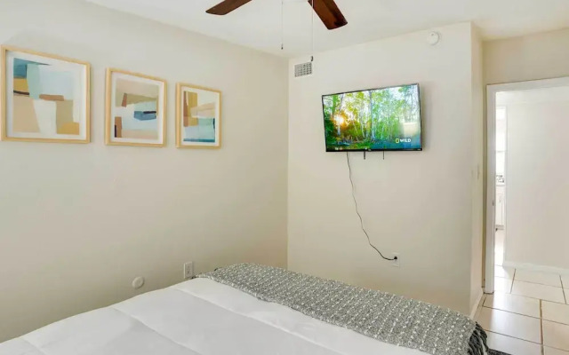 Pet-friendly Lakeland Escape w/ Private Pool!