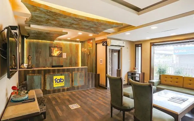 Fabhotel Clark Height