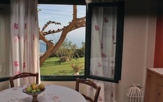 Awesome Home in Loutra Aidipsou With 4 Bedrooms