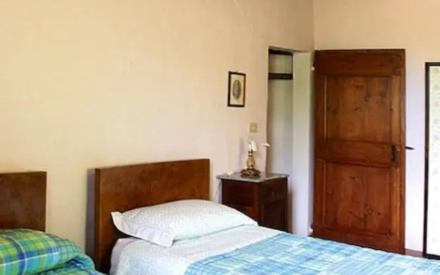 Country House in Monterado With Pool