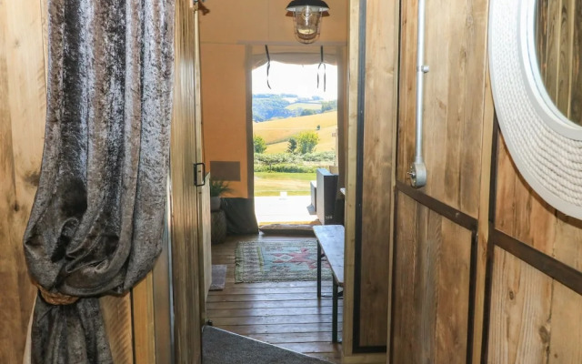 Semira Tent Lodge