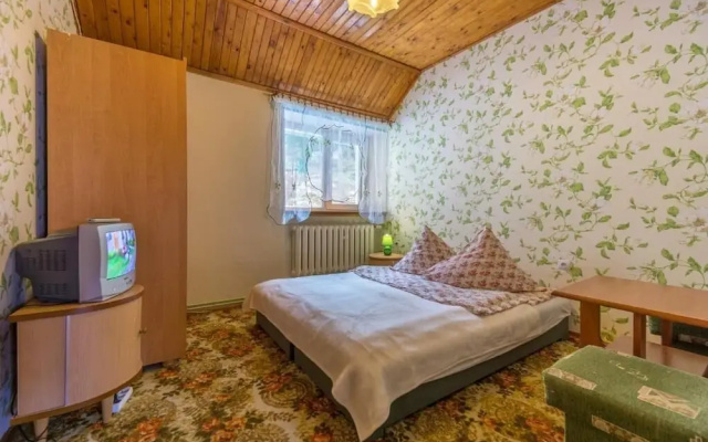 Harmont Montis (dawna Zającówka) leśna enklawa w centrum miasta