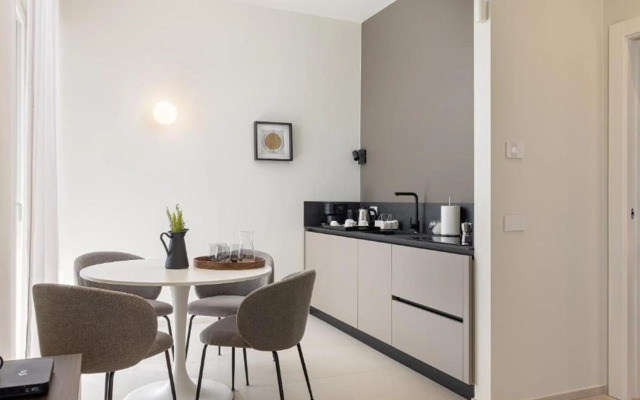 B21 Lifestyle Hotel