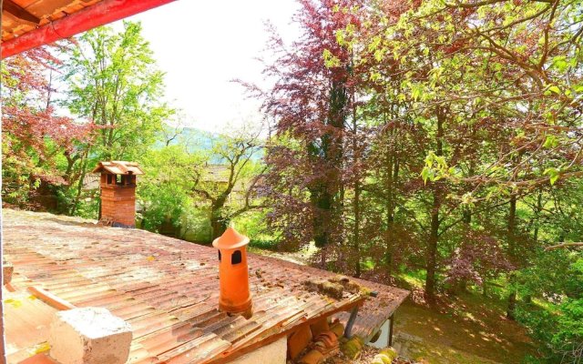 Vintage Holiday Home in Migliorini with Pool