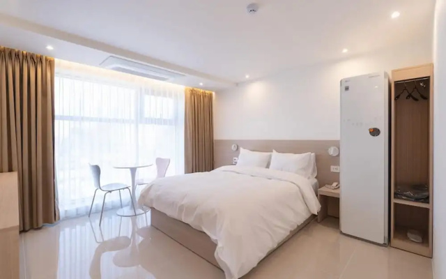 Jeonju Junghwasan-Dong MH Hotel