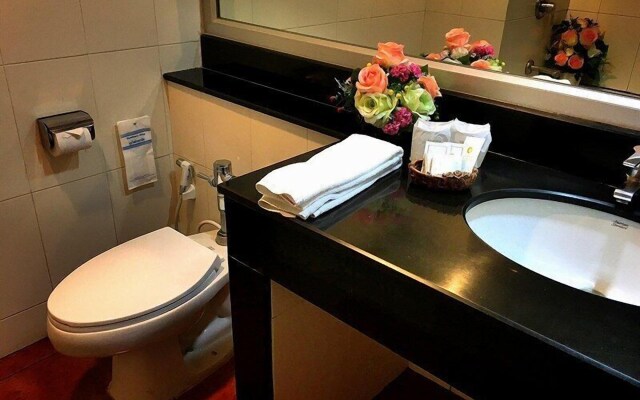 Hadyai Golden Crown Hotel