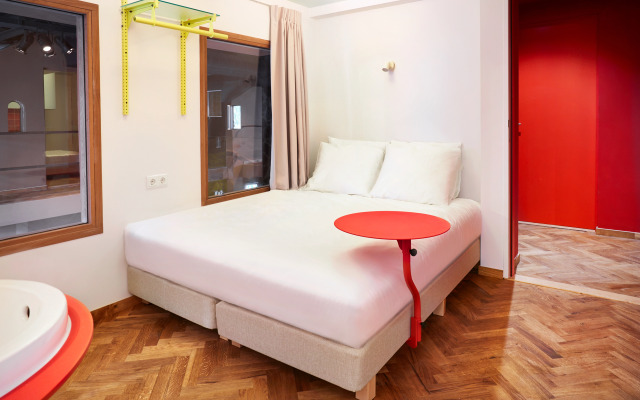 Hotel Not Hotel Rotterdam