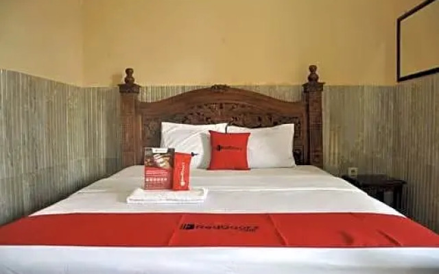 RedDoorz near Lokawisata Baturaden