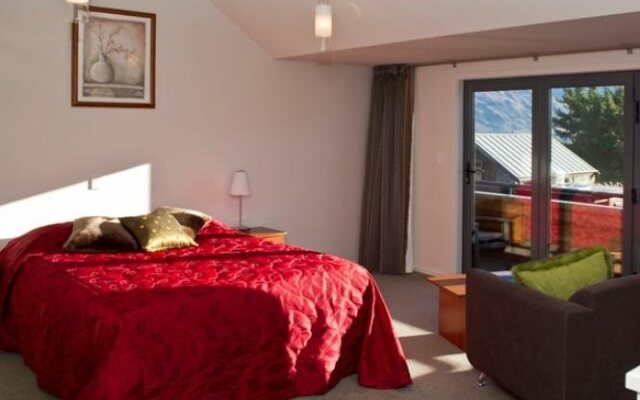 Tin Tub Luxury Lodge