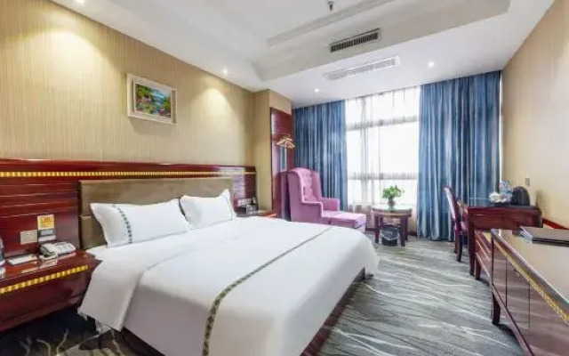 Huazhou Huyanwan Chain Hotel Shangjie Branch