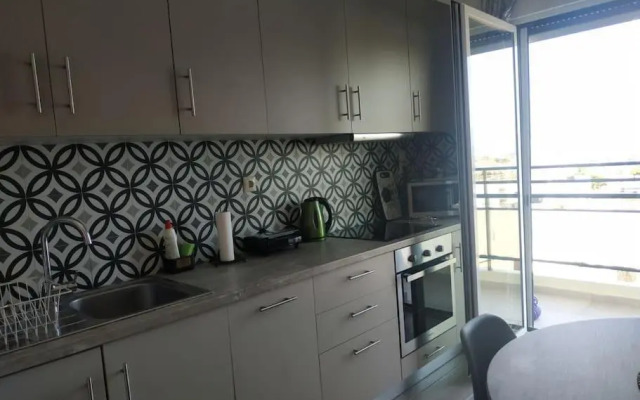 Athens View Apartment Near Metro Station Agia Marina
