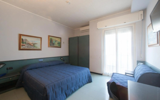 Hotel Tirreno