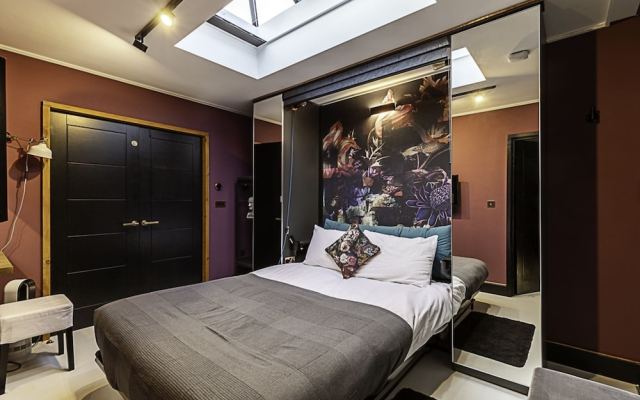 Scarlett Heart Studios in Golders Green