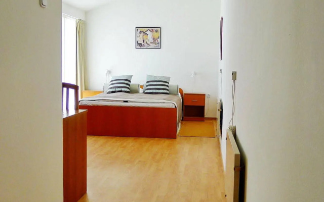 Villa Aurora